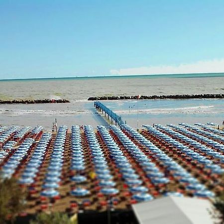 Happy Camping Village Белларія-Іджеа-Марина Екстер'єр фото